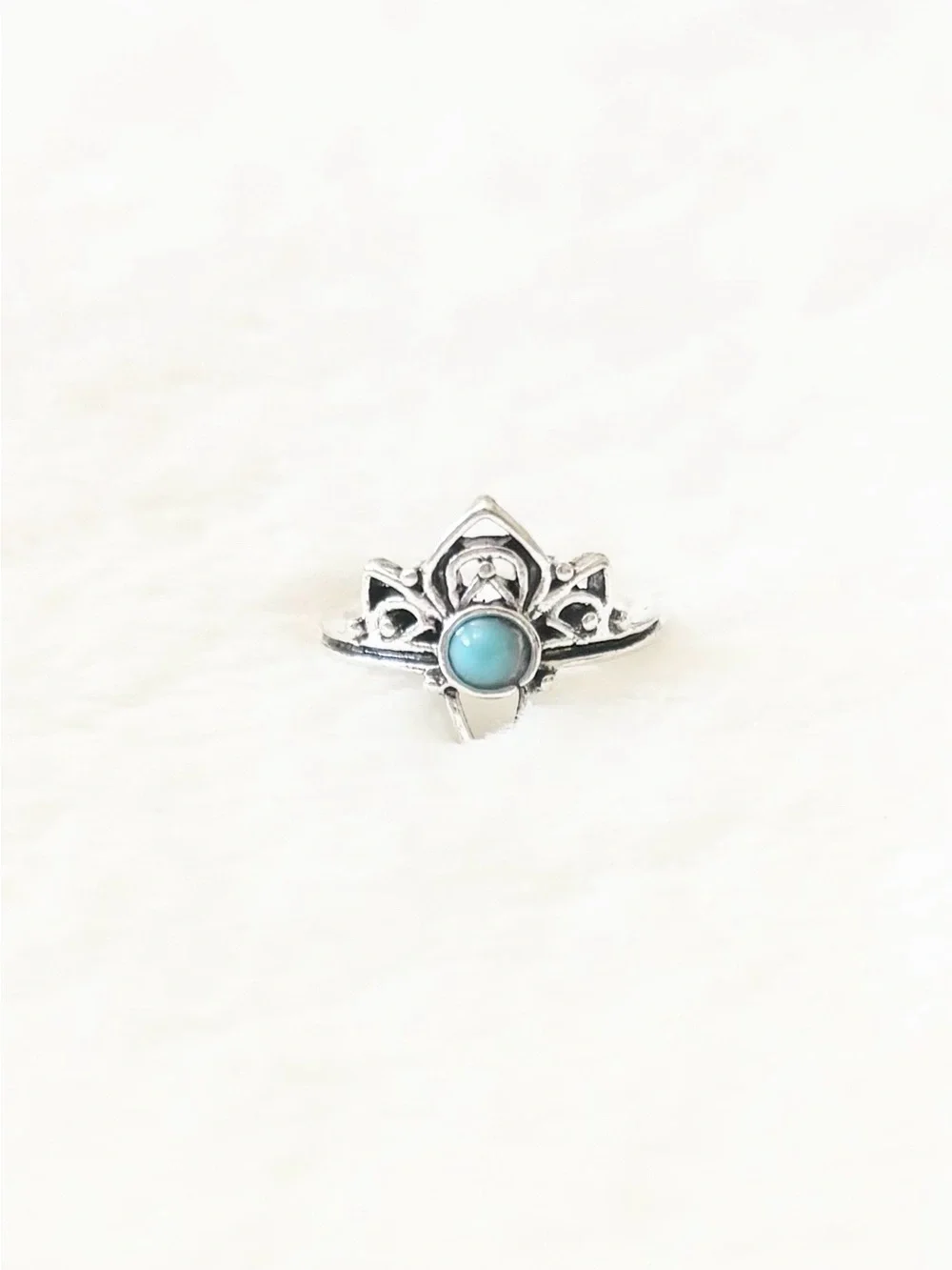 5/$15 🩷 MUST BUNDLE Boho Silver Lotus Ring with Turquoise Stone - Women Jewelry